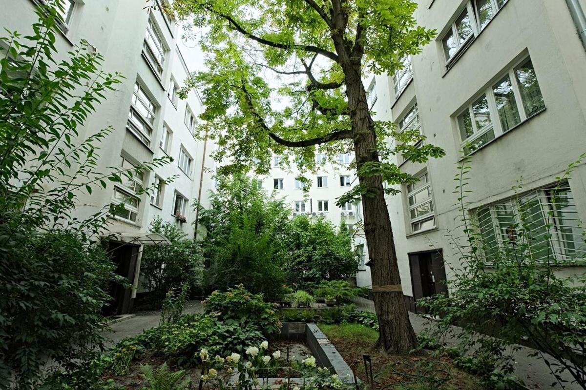 Urban Nest - Wilcza 69 Apartment